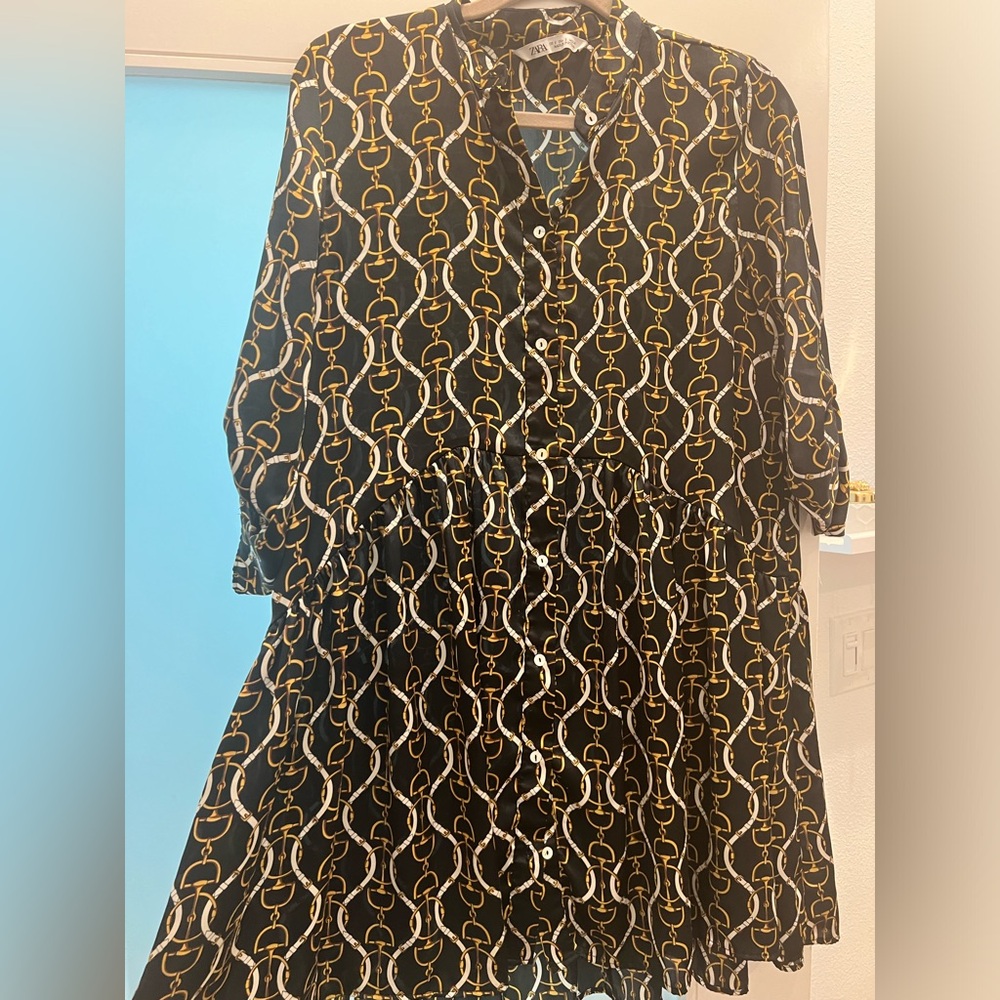 Zara dress like new